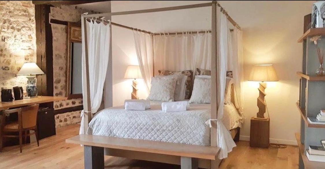 La Cour Sainte Catherine Demeure De Charme Bed & Breakfast Honfleur