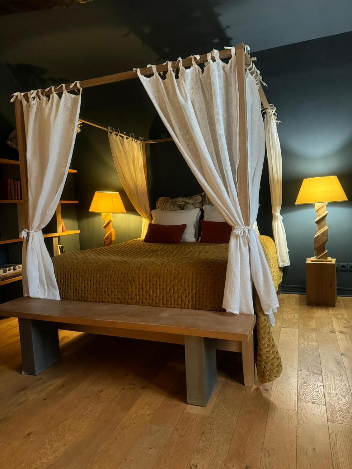 La Cour Sainte Catherine Demeure De Charme Bed & Breakfast
