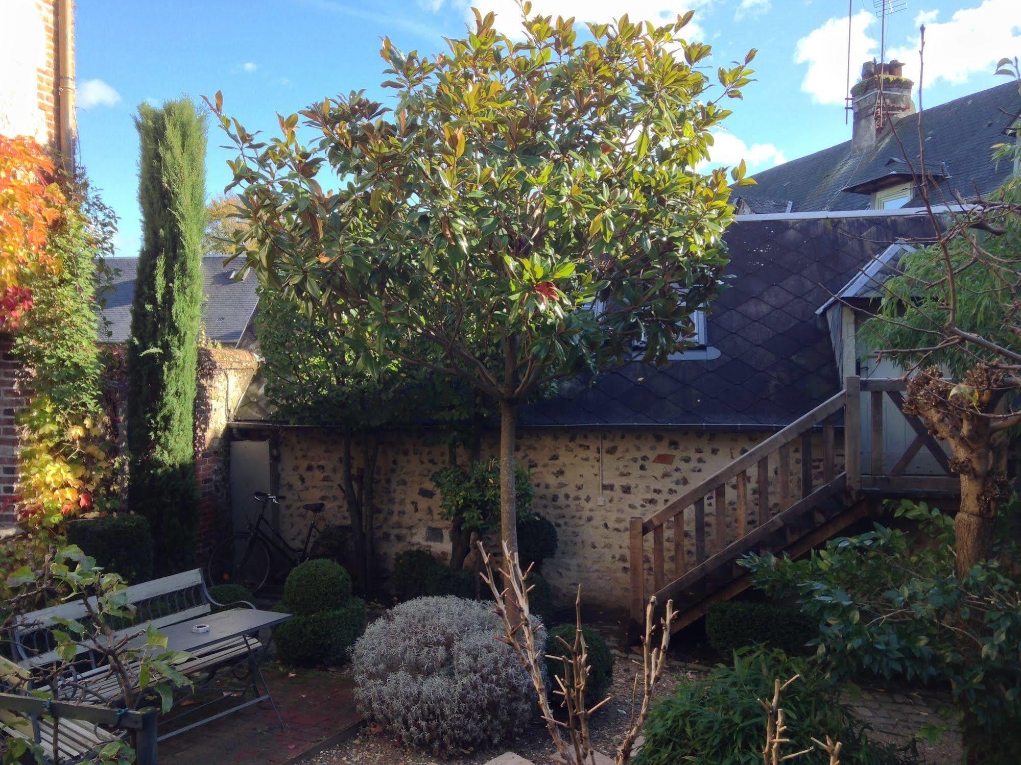 Bed & Breakfast La Cour Sainte Catherine Demeure De Charme 3*