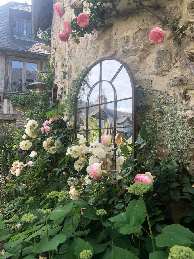 La Cour Sainte Catherine Demeure De Charme 3*