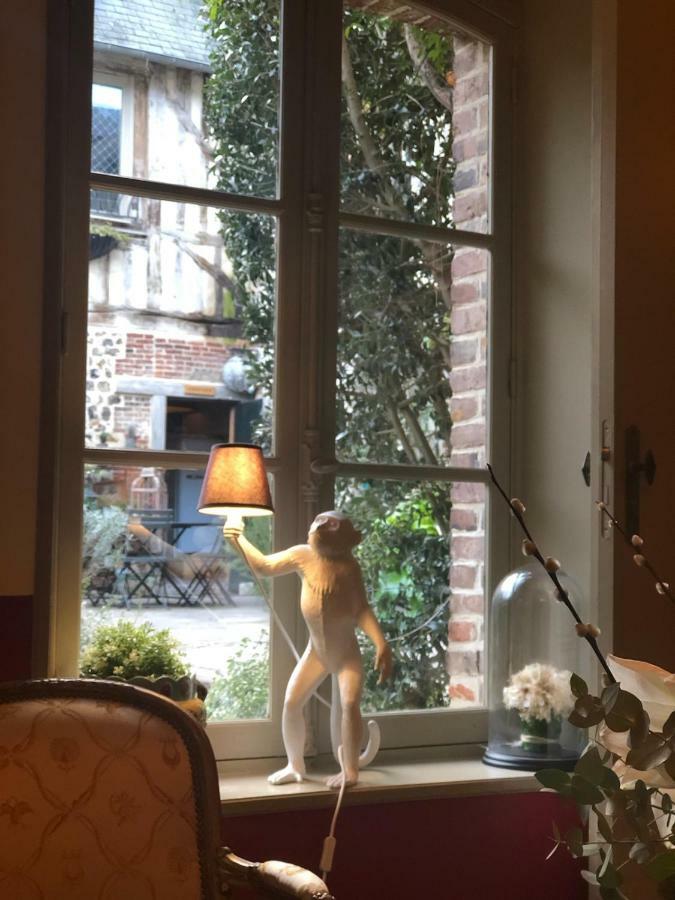La Cour Sainte Catherine Demeure De Charme Bed & Breakfast Honfleur