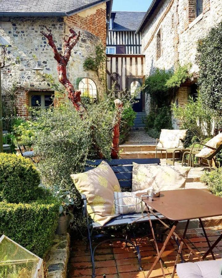La Cour Sainte Catherine Demeure De Charme 3* Honfleur
